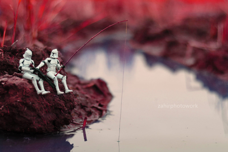 Illustration for article titled The calm life of stormtroopers when they weren't missing targets